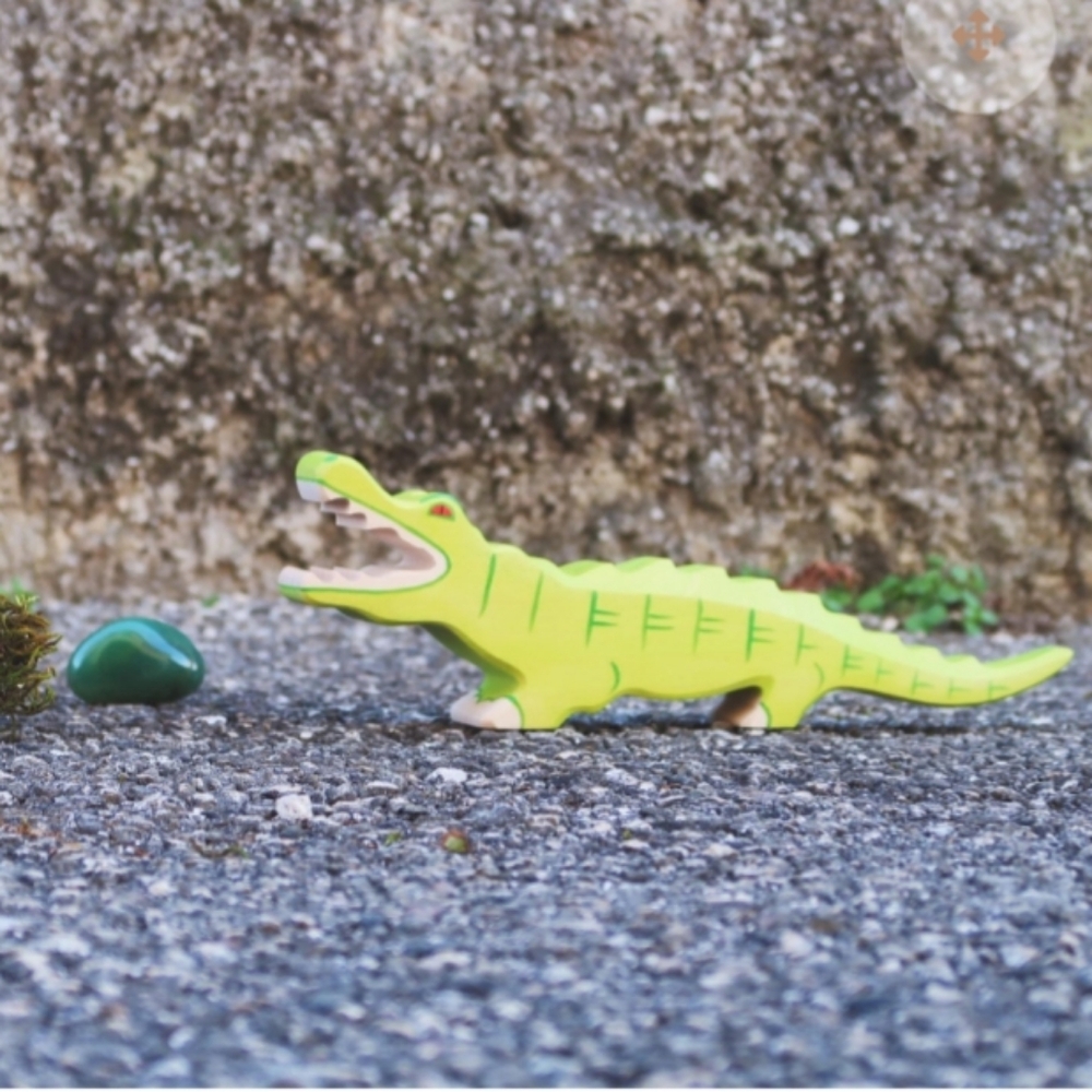 Holztiger Crocodile / Alligator Wooden Toy Waldorf Montessori